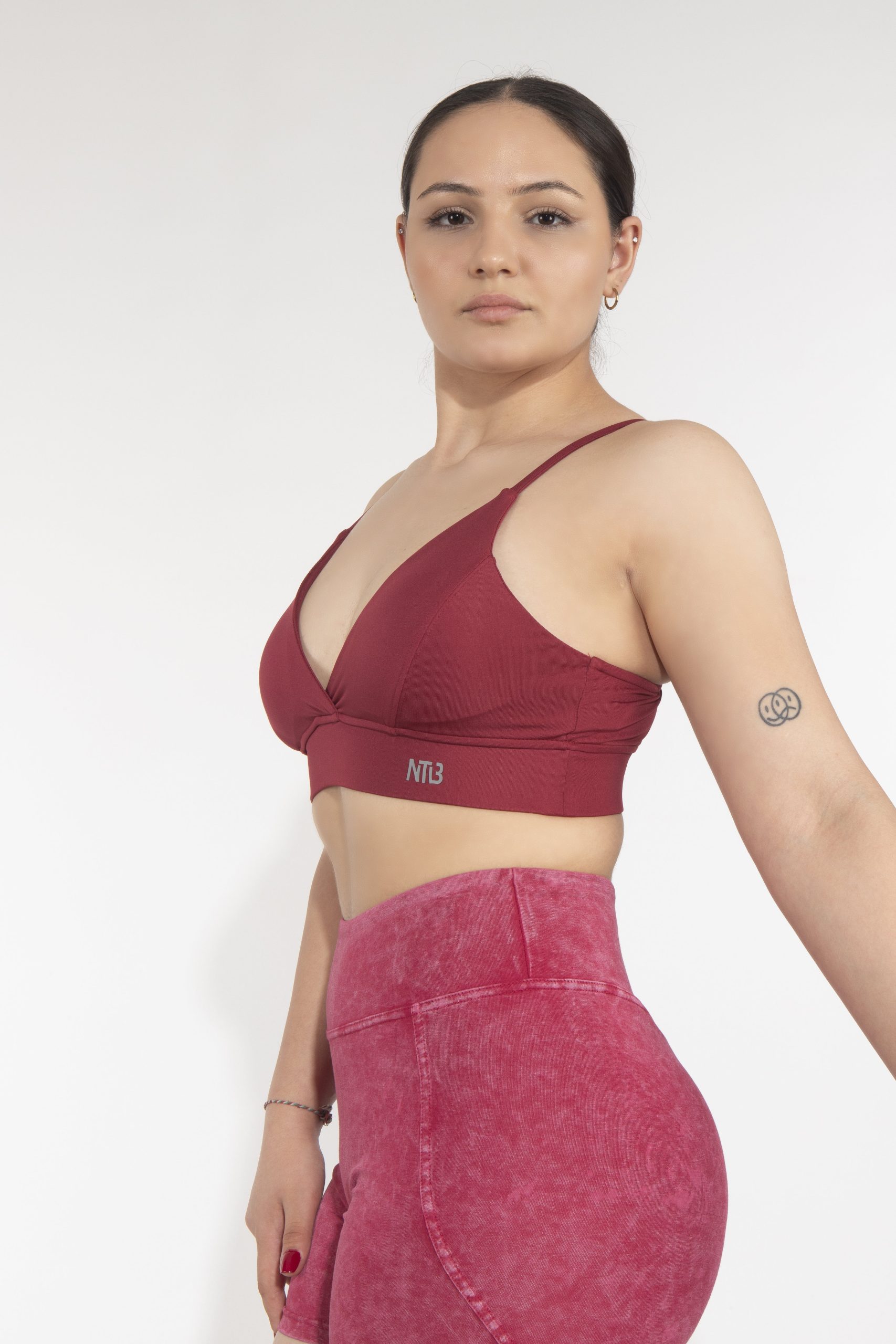 Dikişli Dekolteli Dark Cherry Sporcu Bra - Görsel 2