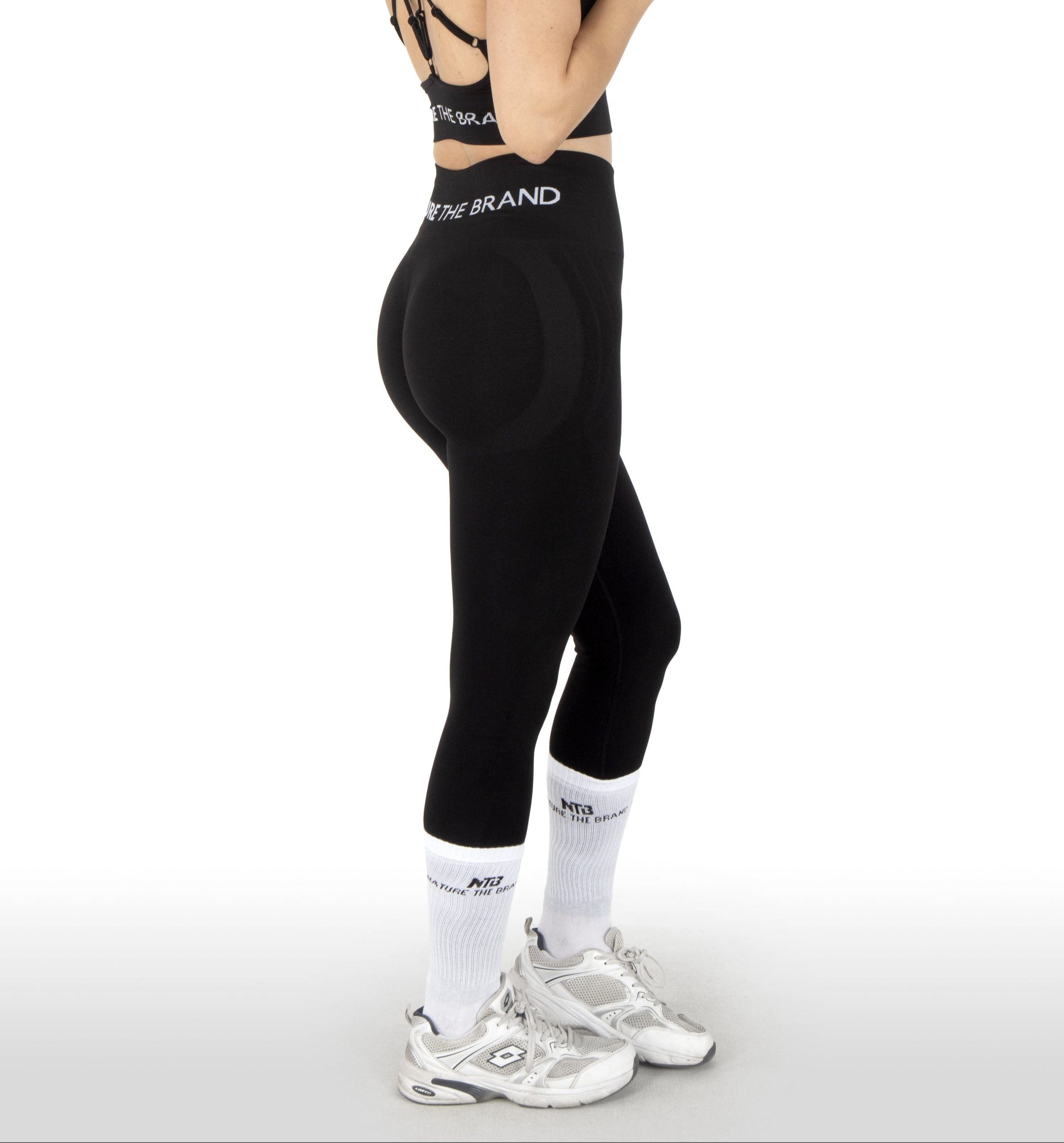 Yüksel Bel ve Kalça Toparlayıcı Büzgülü Kadın Spor Tayt Siyah - Görsel 2